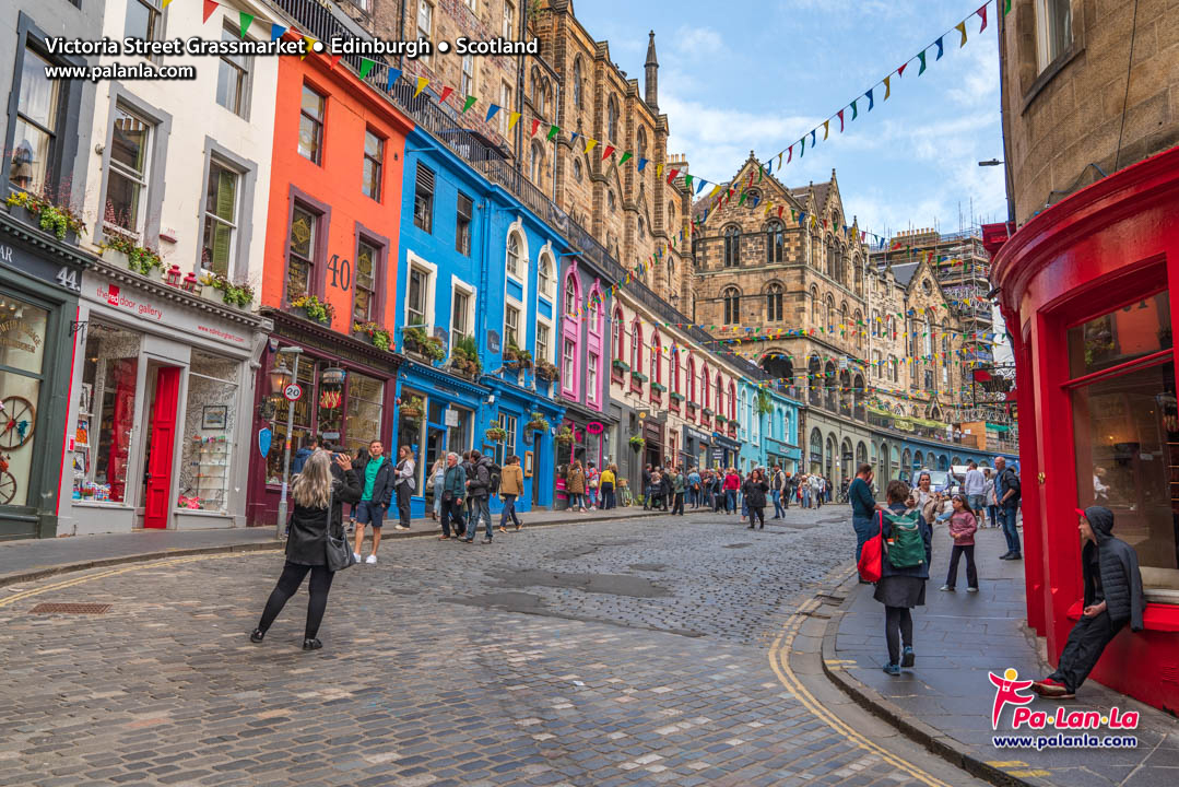 Victoria Street & Grassmarket